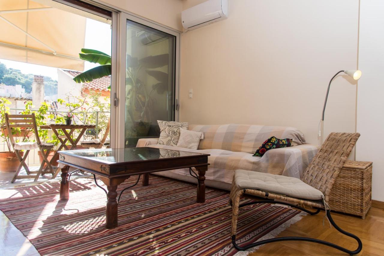 2 Bedroom Apartment At The Historical Center, View To Acropolis เอเธนส์ ภายนอก รูปภาพ