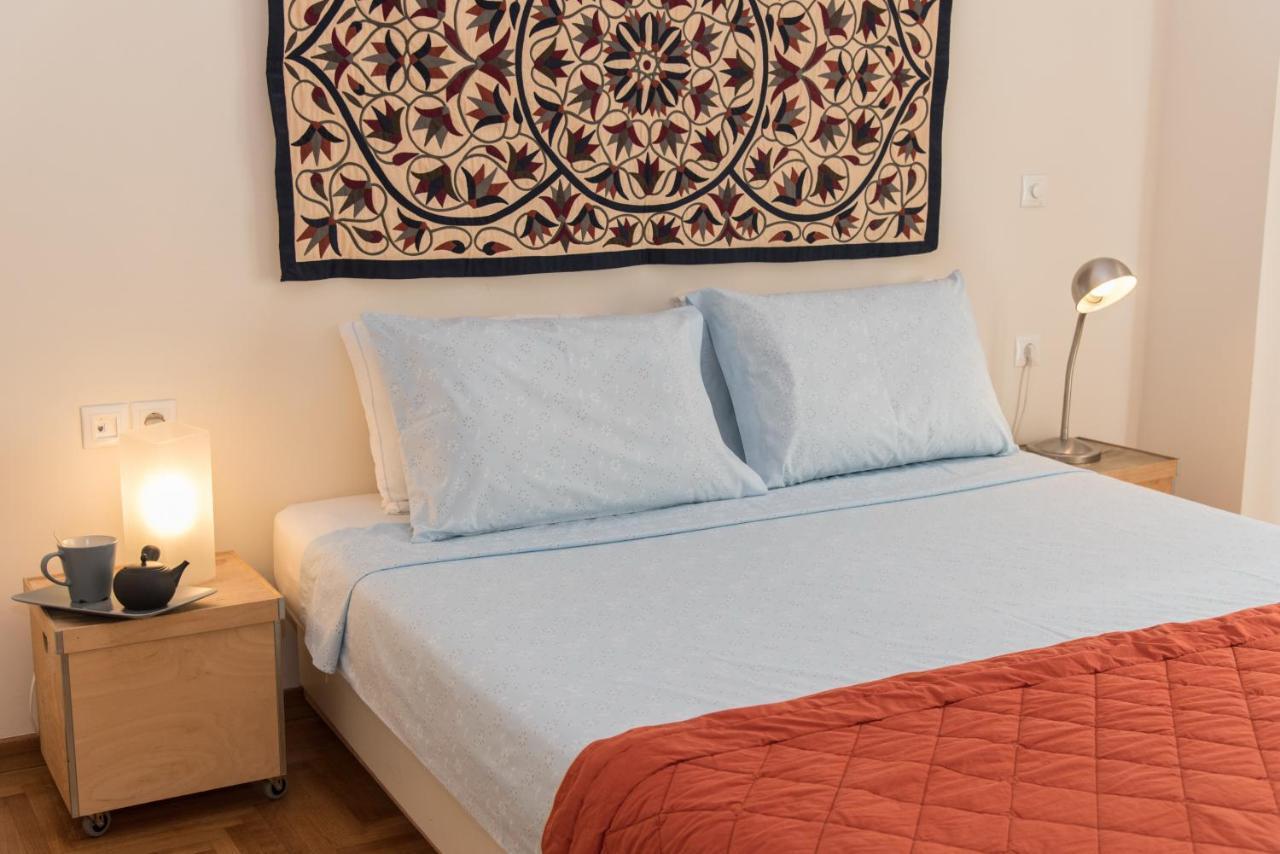 2 Bedroom Apartment At The Historical Center, View To Acropolis เอเธนส์ ภายนอก รูปภาพ